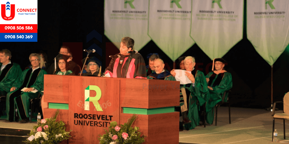 Đại học Roosevelt University, bang Illinois - Mỹ